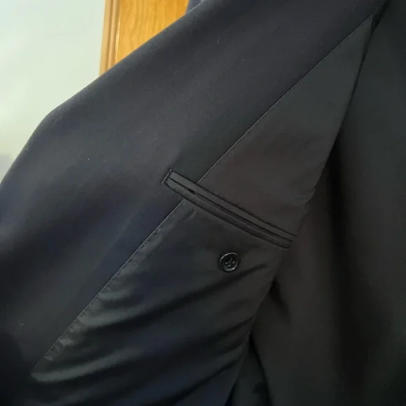 Ralph Lauren Navy Blue blazer w gold buttons 100% wool 42R worn once - Picture 6 of 16